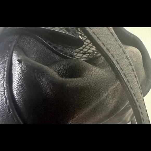 See by Chloe Two Way Shoulder Crossbody Bag in Black Leather (CHXX050) - Picture 6 of 16